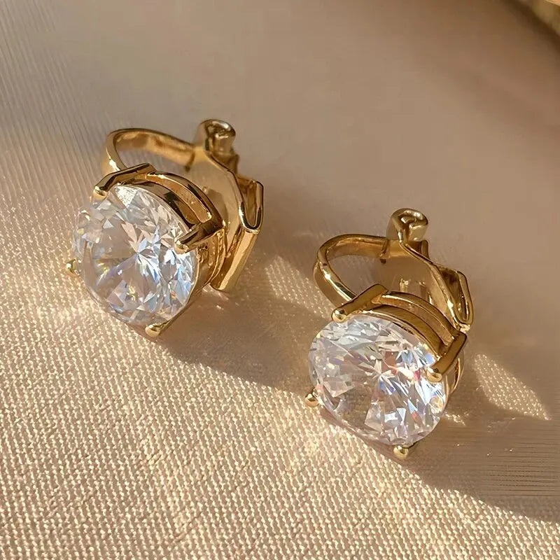 Klassische Eleganz – Zirkonia-Ohrringe